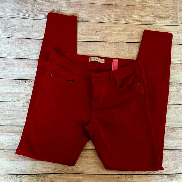 Zara jeans red